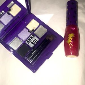Anna Sui eyeshadow palette and lipgloss set